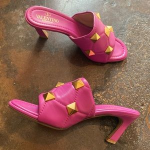 Authentic Valentino Pink Roman Stud Quilted Napa Leather Slide Sandals 36